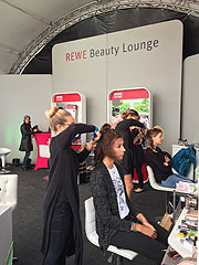 REWE Beauty Lounge(©Foto: Martin Schitz)